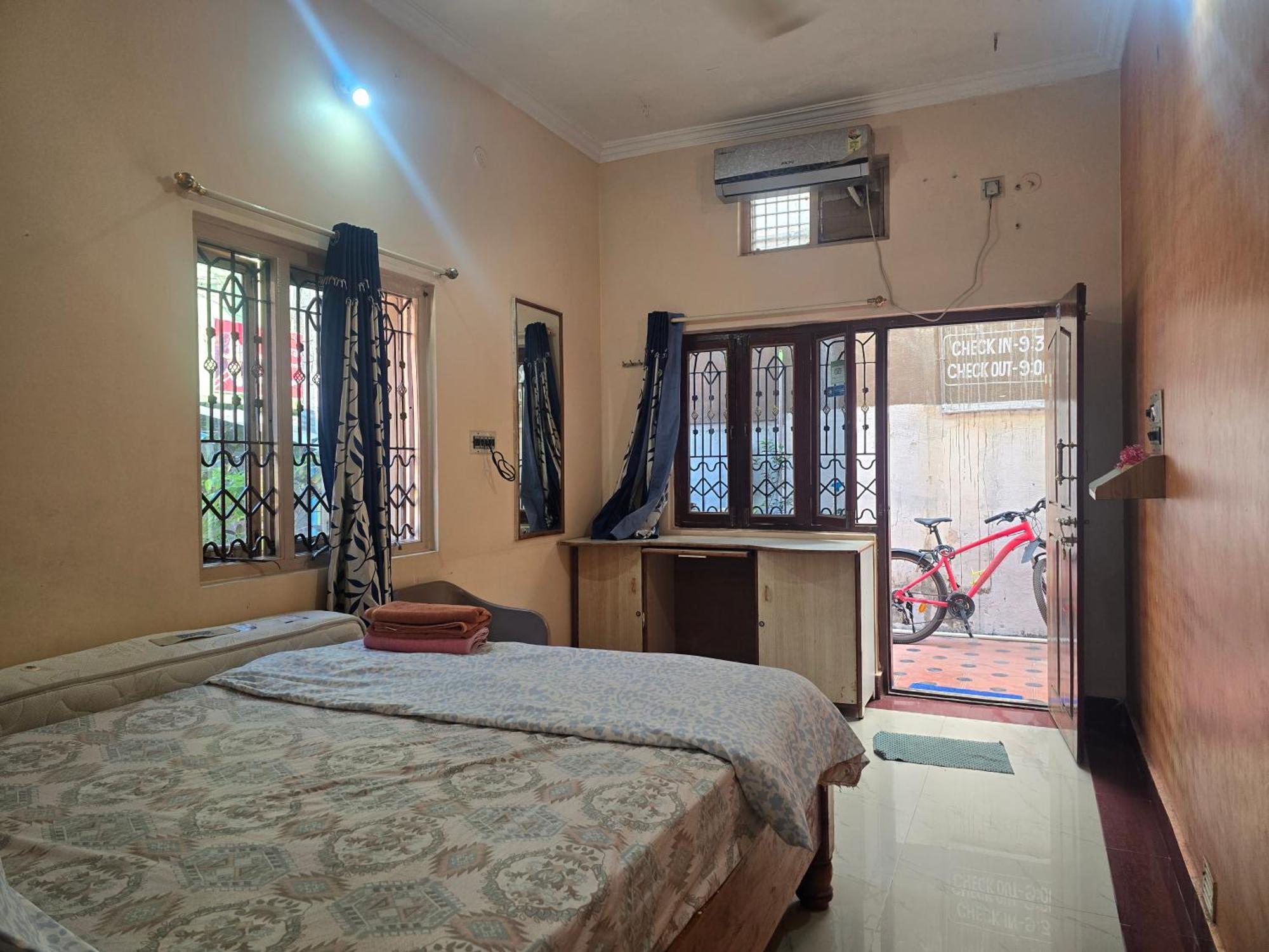 Lakshmi Heritage Tourist Home Hampi Luaran gambar