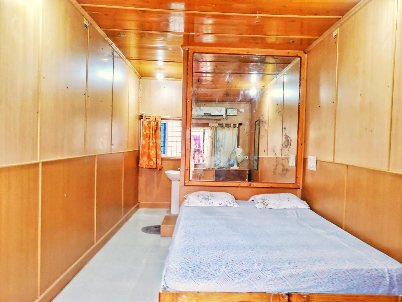 Lakshmi Heritage Tourist Home Hampi Luaran gambar